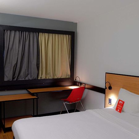 Ibis Rio De Janeiro Santos Dumont Hotel Exterior photo