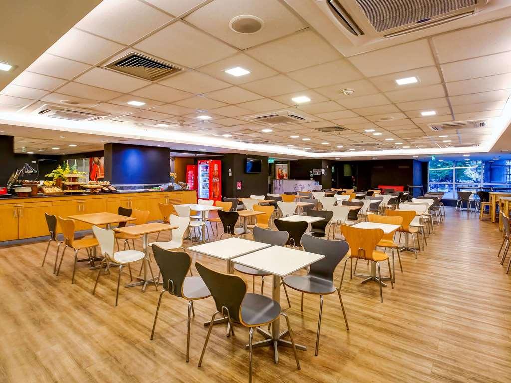 Ibis Rio De Janeiro Santos Dumont Hotel Restaurant photo